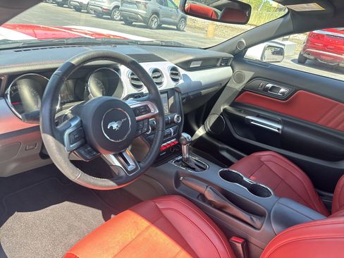 Used 2017 Ford Mustang GT Premium w/ Equipment Group 401A RWD image 14
