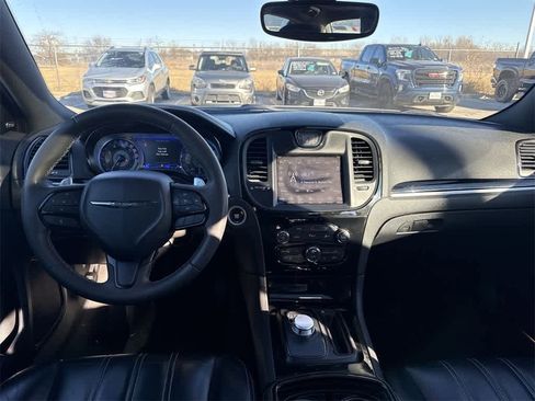 Used 2023 Chrysler 300 S image 15