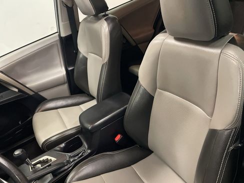 Used 2013 Toyota RAV4 XLE image 16