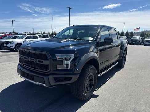 Certified 2018 Ford F150 Raptor w/ Equipment Group 802A Luxury AWD/4WD image 2