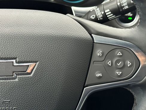 Used 2023 Chevrolet Traverse RS w/ LPO, Cargo Package FWD image 31