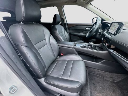 Used 2022 Nissan Rogue SL w/ SL Premium Package FWD image 32