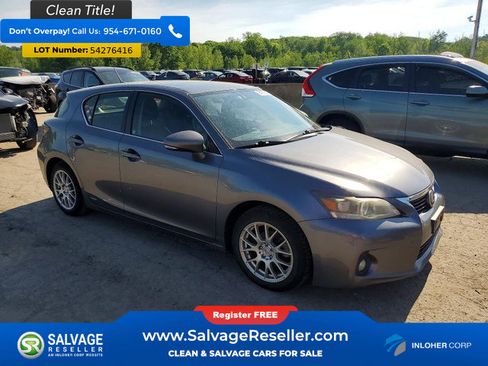 Used 2013 Lexus CT 200h w/ Premium Pkg w/Navigation FWD image 5