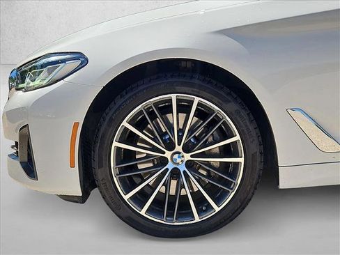 Used 2023 BMW 530i w/ Convenience Package RWD image 21