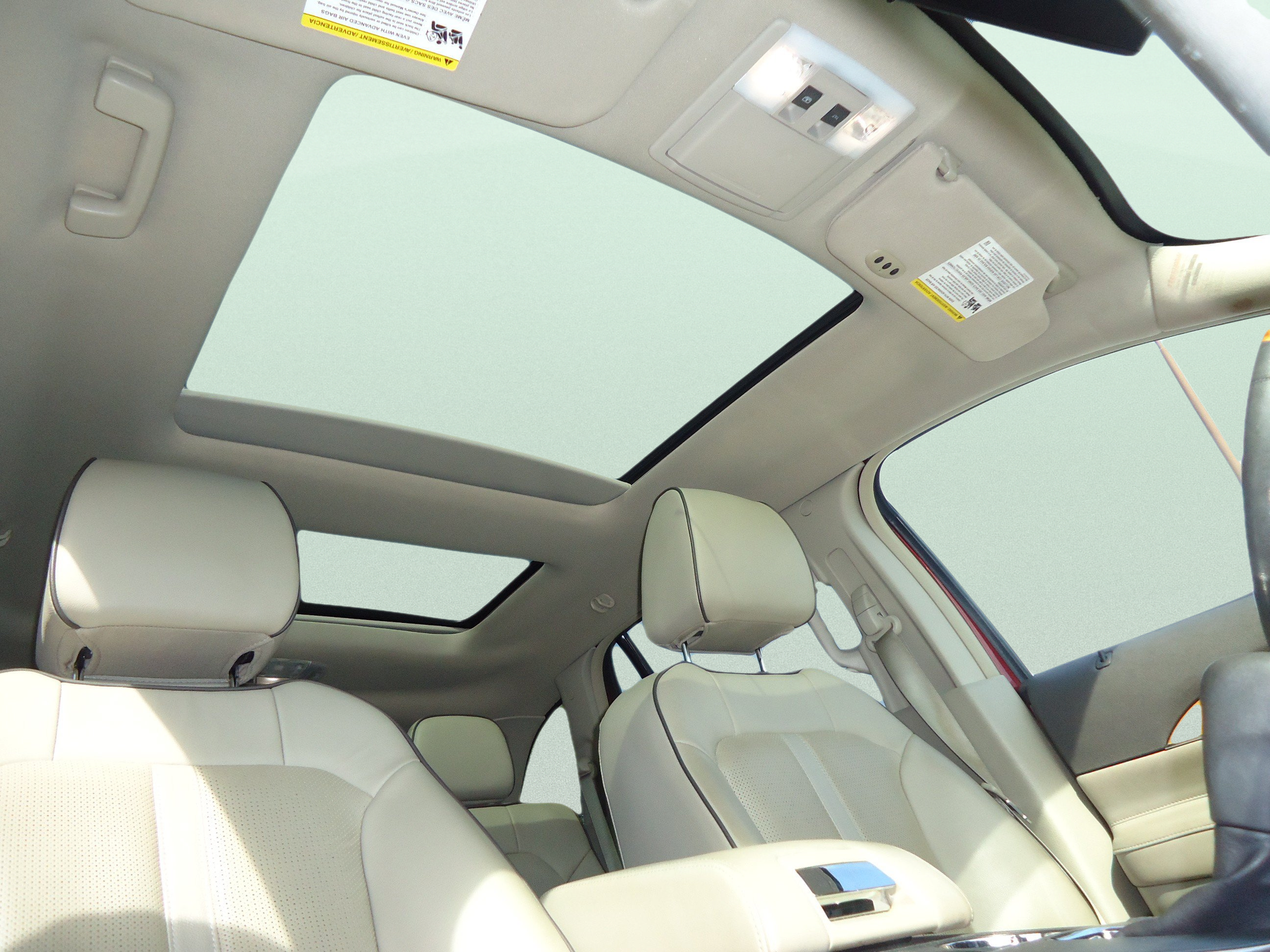 Used 2015 Lincoln MKX AWD w/ Equipment Group 102A image 28