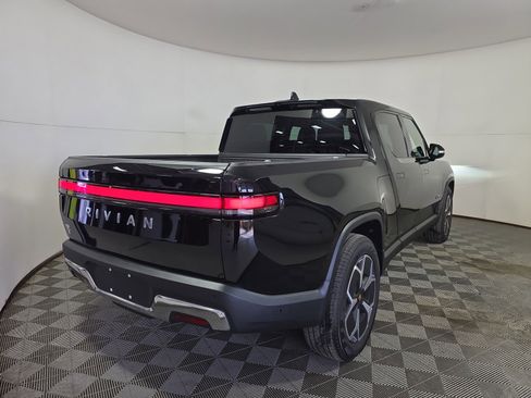 Used 2024 Rivian R1T Adventure image 5