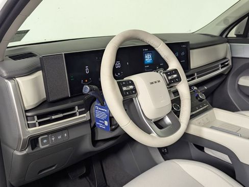 New 2026 Hyundai Santa Fe SE FWD image 11
