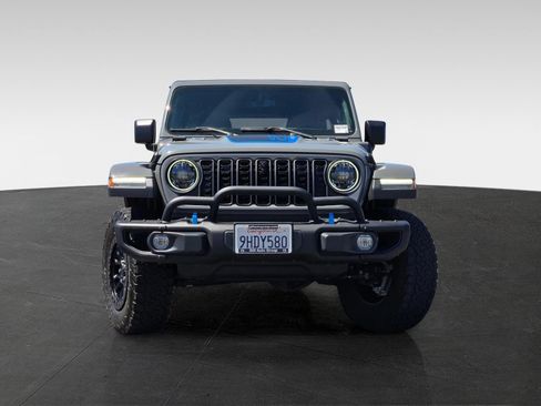 Used 2023 Jeep Wrangler Unlimited Rubicon 4xe AWD/4WD image 2