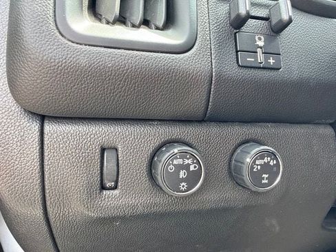Used 2018 Chevrolet Colorado LT w/ Redline Special Edition AWD/4WD image 22