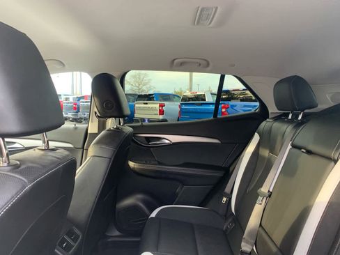 Certified 2025 Buick Envision Sport Touring image 29