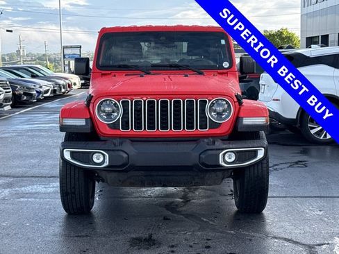 Used 2025 Jeep Wrangler Unlimited Sahara AWD/4WD image 12