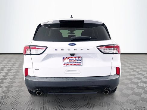 Used 2022 Ford Escape SE w/ SE Sport Appearance Package FWD image 6