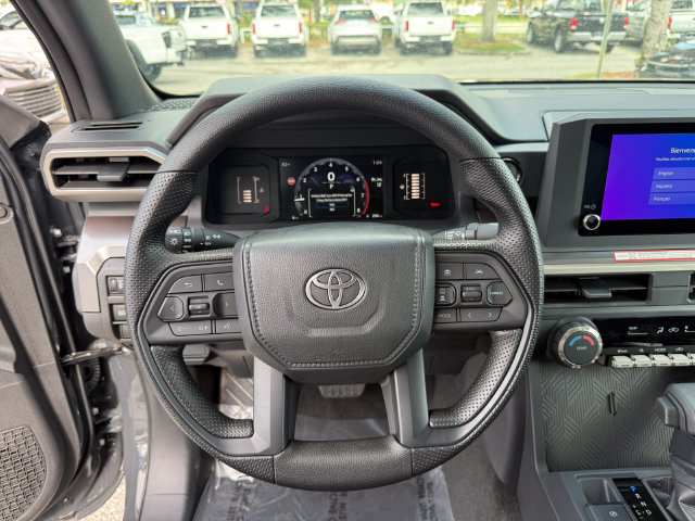 Used 2025 Toyota Tacoma SR5 AWD/4WD image 18
