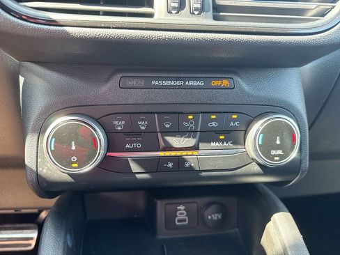Used 2024 Ford Escape ST-Line FWD image 16