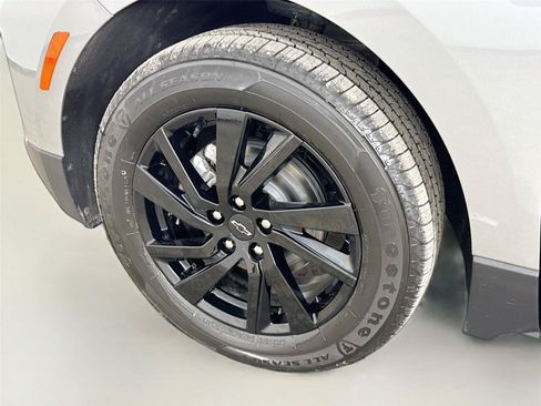 Used 2023 Chevrolet Equinox LS w/ LS Convenience Package AWD/4WD image 30