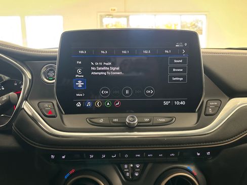 Used 2024 Chevrolet Blazer Premier w/ Enhanced Convenience Package image 34