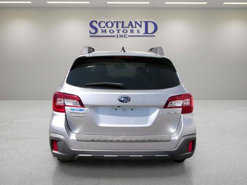 Used 2019 Subaru Outback 2.5i Limited w/ Popular Package #2 image 7