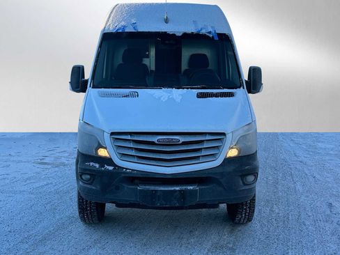 Used 2016 Freightliner Sprinter 2500 image 8