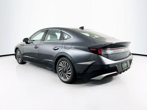 Used 2025 Hyundai Sonata SEL FWD image 5