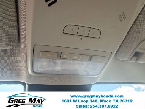 Used 2017 Buick Encore Essence FWD image 21
