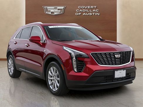 Used 2023 Cadillac XT4 Luxury w/ Driver Awareness Package image 6