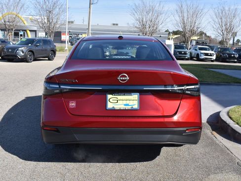 Used 2026 Nissan Sentra SV w/ Floor Mat Package FWD image 7