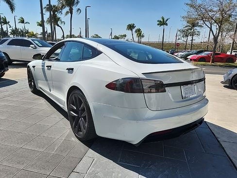 Used 2021 Tesla Model S Plaid image 11
