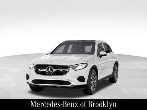 Used 2026 Mercedes-Benz GLC 300 4MATIC image 42