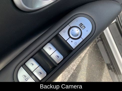 Used 2023 Hyundai Ioniq 5 SE image 13