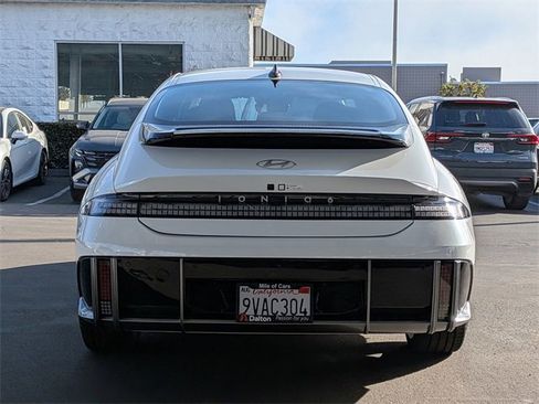 Used 2025 Hyundai Ioniq 6 SEL image 3