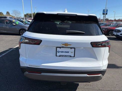 New 2026 Chevrolet Equinox LT w/ Safety and Technology Package image 4