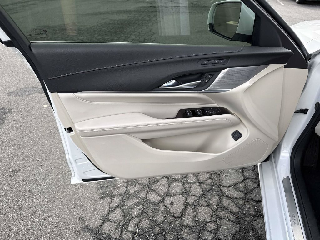 Used 2020 Cadillac CT4 Premium Luxury w/ Climate Package RWD image 28