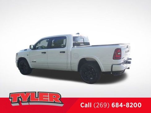 New 2026 RAM 1500 4x4 Crew Cab image 5