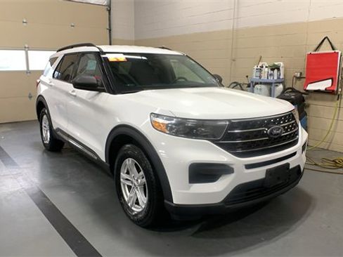 Used 2020 Ford Explorer XLT w/ Comfort Package image 1