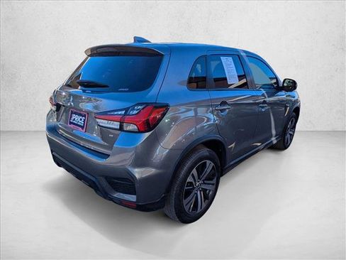 Used 2024 Mitsubishi Outlander Sport SE image 5