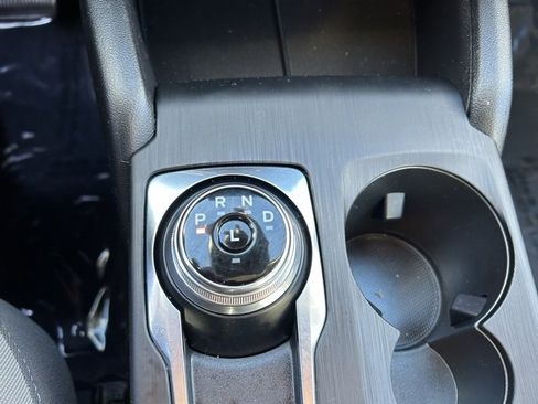 Used 2020 Ford Escape S image 17