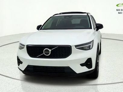 Used 2026 Volvo XC40 B5 Plus