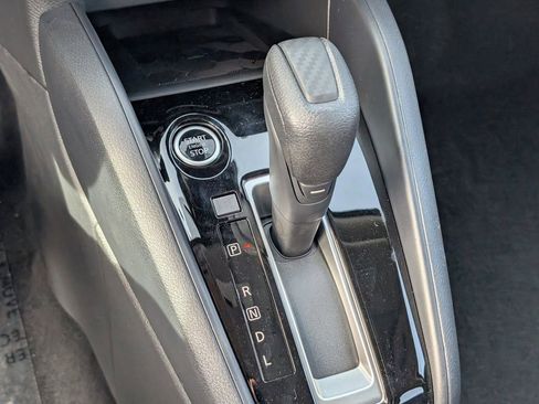 New 2025 Nissan Versa SV w/ Trunk Package FWD image 28