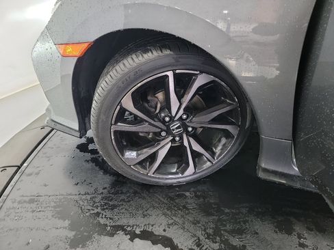 Used 2018 Honda Civic Sport Touring image 30