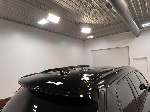 Used 2024 Cadillac XT6 Sport w/ LPO, Floor Liner Package AWD/4WD image 44
