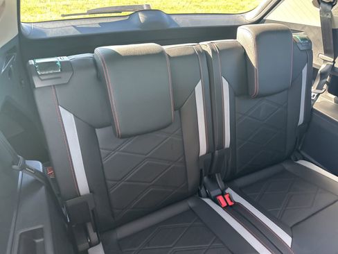 New 2026 Volkswagen Atlas Peak Edition image 38