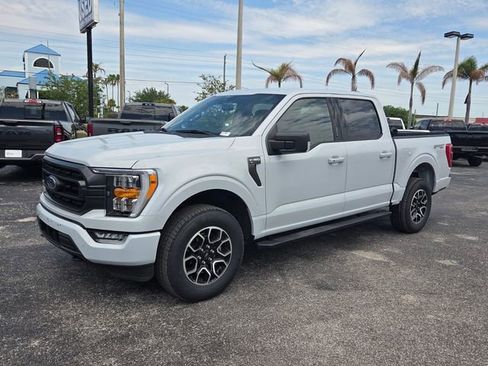 Used 2022 Ford F150 XLT w/ Equipment Group 302A High AWD/4WD image 3