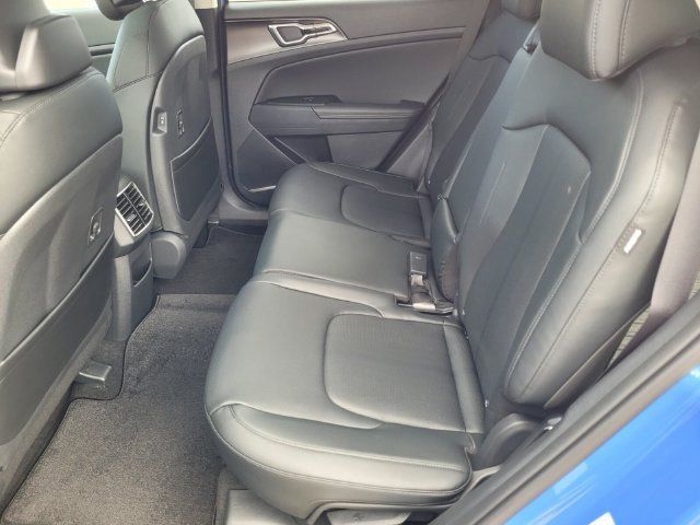 New 2026 Kia Sportage EX FWD image 12