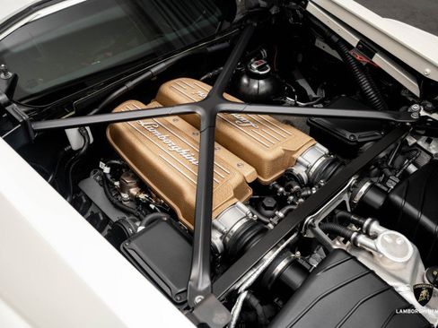 Used 2023 Lamborghini Huracan STO image 35