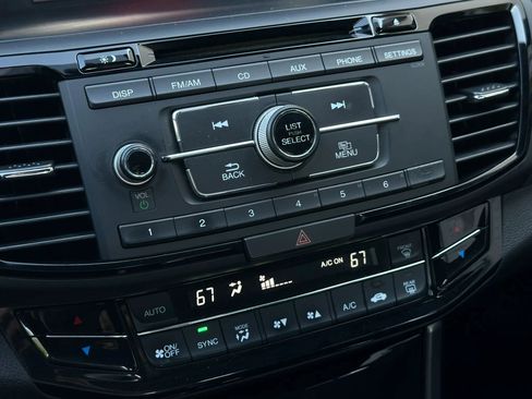 Used 2017 Honda Accord Sport Special Edition image 30