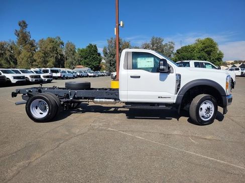 New 2024 Ford F550 4x4 Regular Cab Super Duty image 5