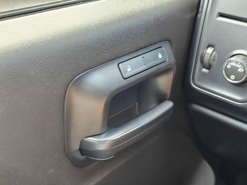 Used 2015 Chevrolet Silverado 1500 W/T image 19