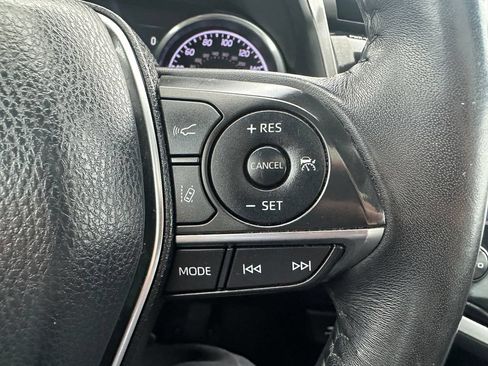 Used 2018 Toyota Camry XLE w/ Audio Package FWD image 20
