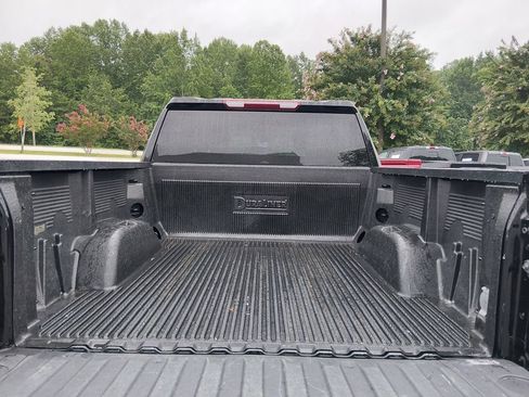 Used 2025 GMC Sierra 1500 SLT AWD/4WD image 15