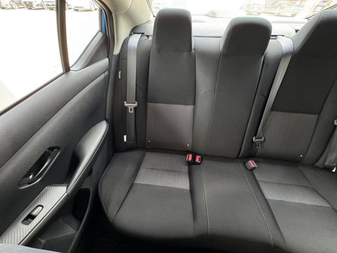 Used 2025 Nissan Sentra SV FWD image 38